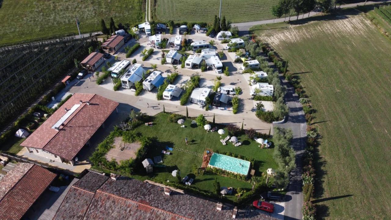 Agricamping Mabellini Orlando Desenzano del Garda Exterior foto